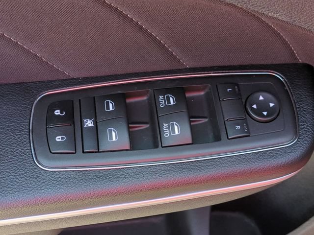 Used 2021 Dodge Charger SXT AWD/4WD image 13