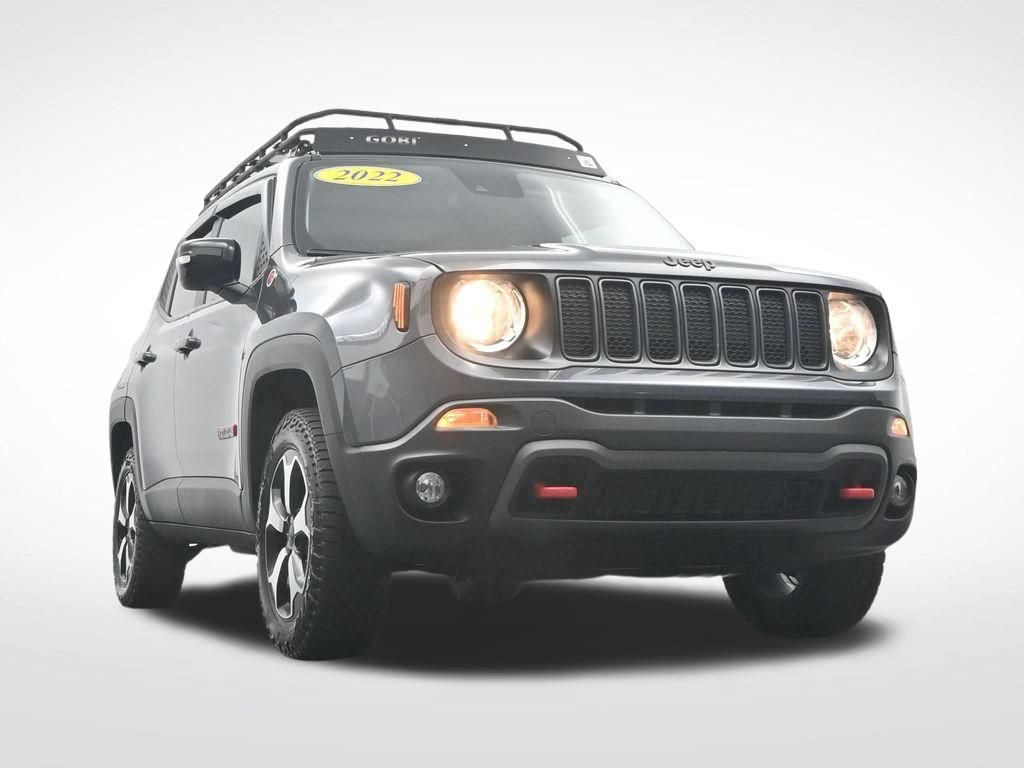 Used 2022 Jeep Renegade Trailhawk w/ Sun/Sound Group AWD/4WD image 40