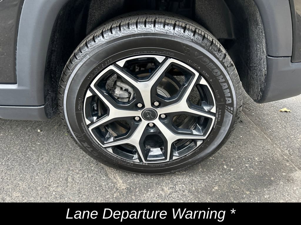 Used 2025 Jeep Compass Limited image 10