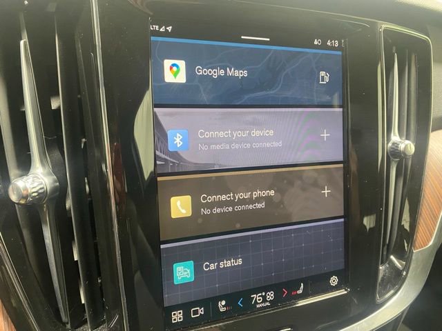 Certified 2025 Volvo V60 B5 Cross Country Plus image 18