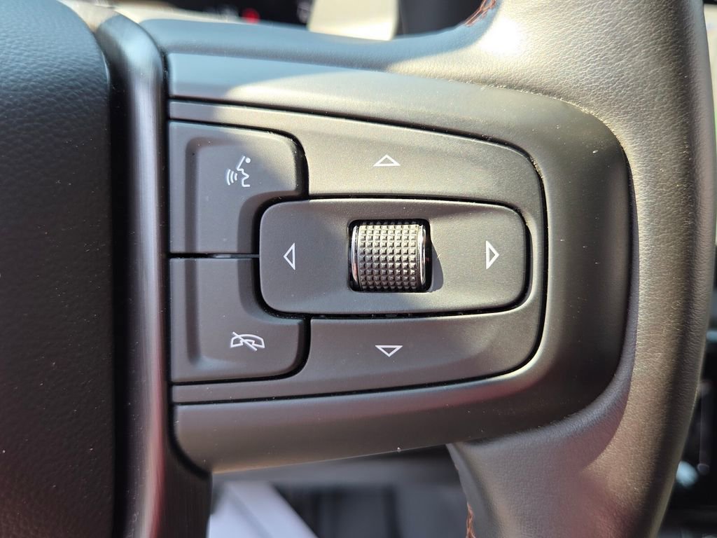 Used 2024 GMC Sierra 1500 AT4 w/ Technology Package image 23