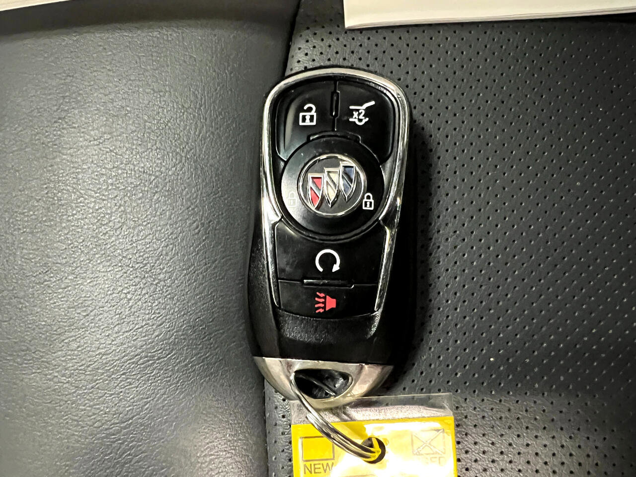 Used 2024 Buick Enclave Premium image 53