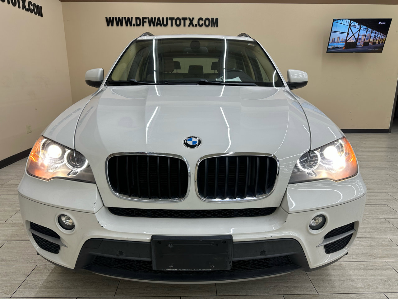 Used 2013 BMW X5 xDrive35i image 3