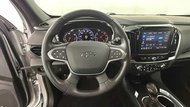 Used 2022 Chevrolet Traverse Premier w/ Redline Edition AWD/4WD image 14