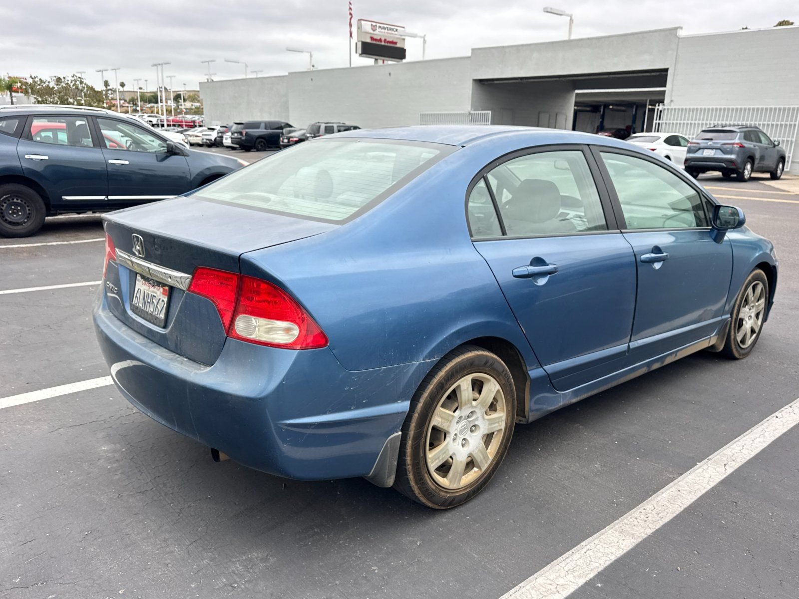 Used 2010 Honda Civic LX image 3