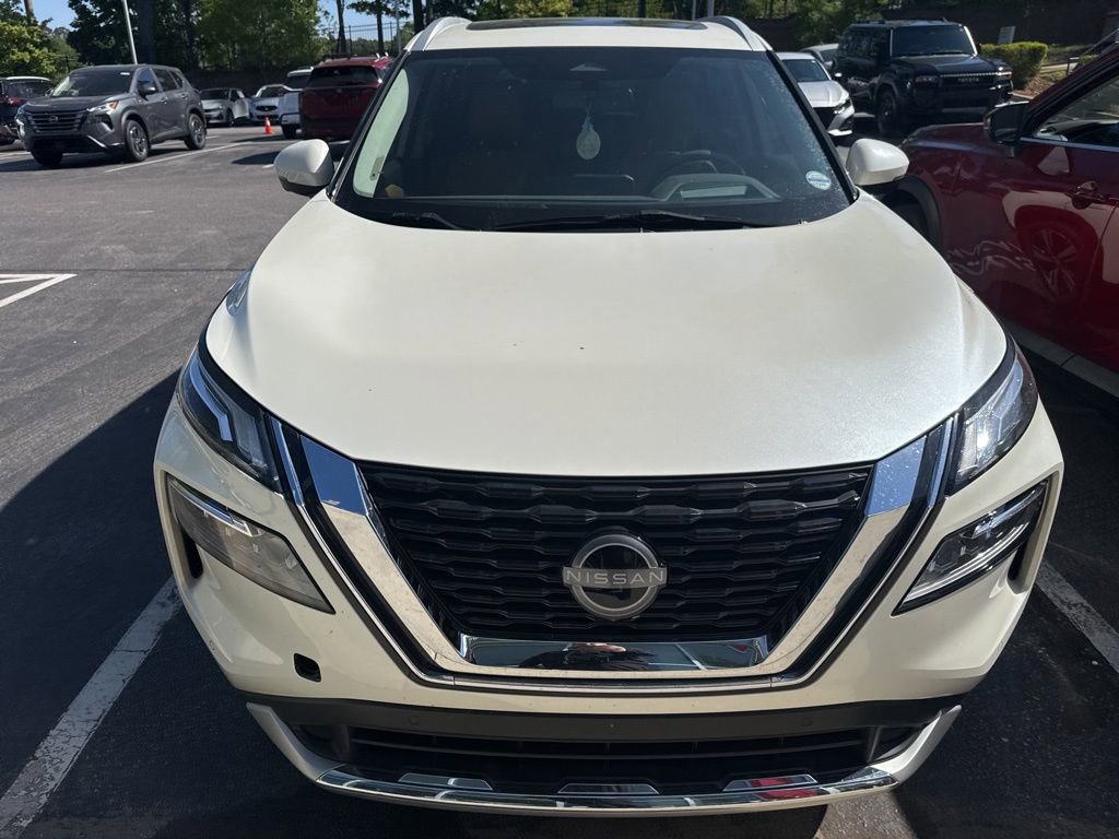 Certified 2023 Nissan Rogue Platinum w/ Platinum Premium Package FWD image 2