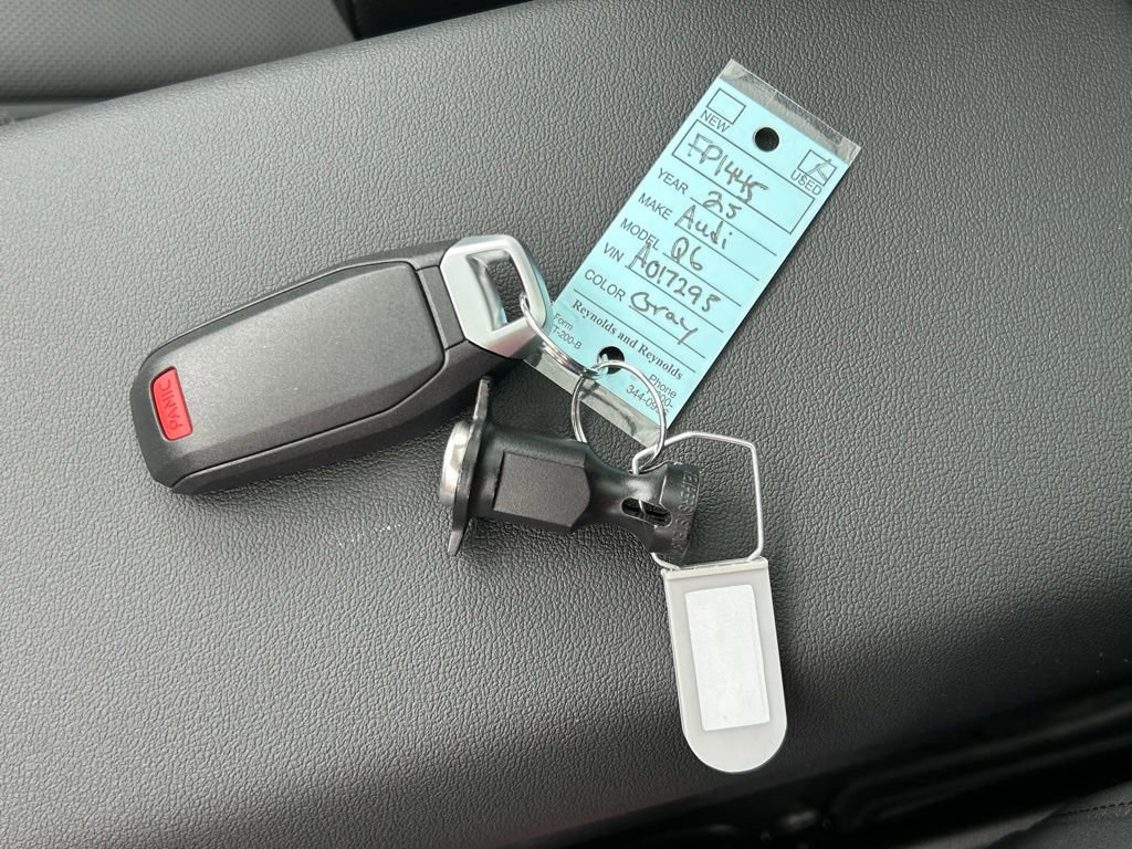 Used 2025 Audi Q6 e-tron Premium Plus w/ Premium Plus image 73