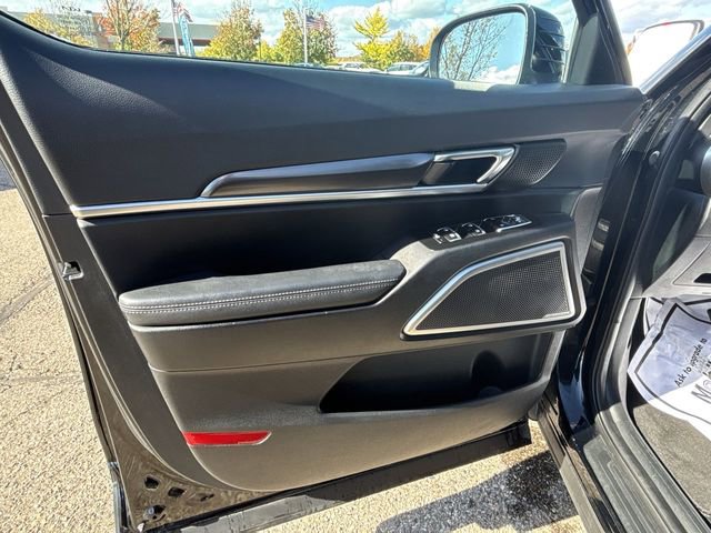 Used 2023 Kia Telluride S image 21