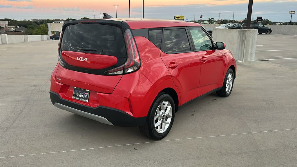 Used 2024 Kia Soul LX w/ Option Group 015 image 12