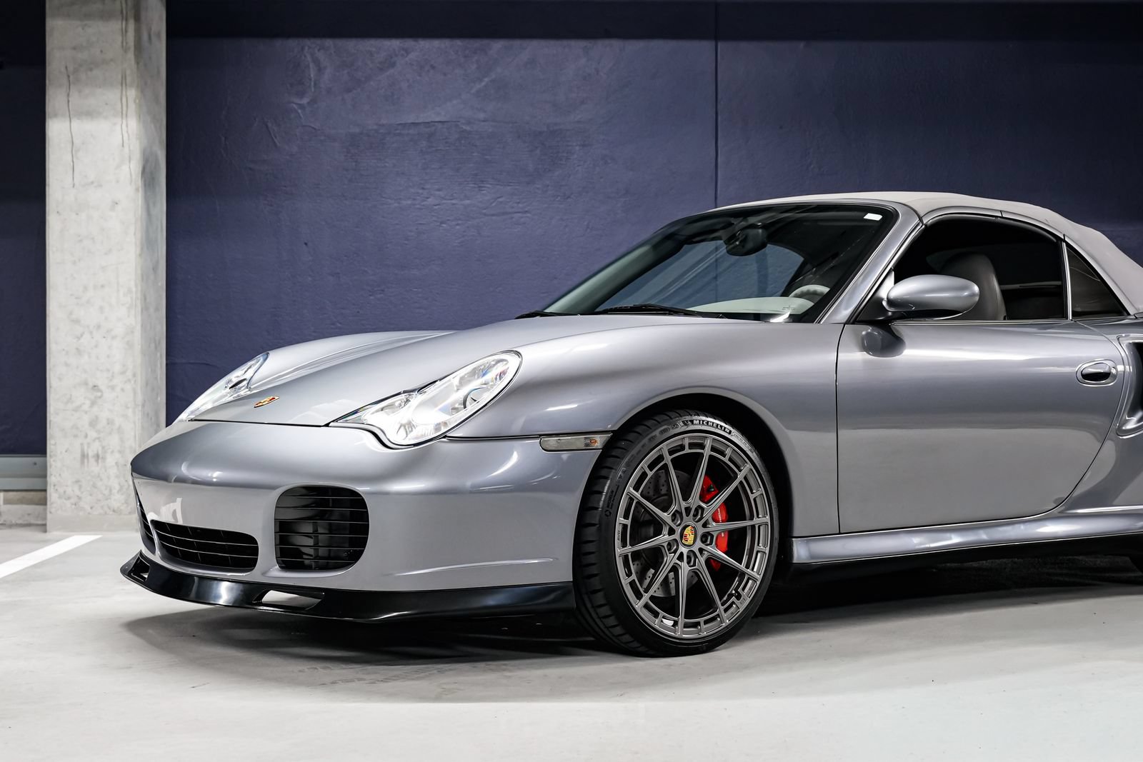 Used 2004 Porsche 911 Turbo AWD/4WD image 32