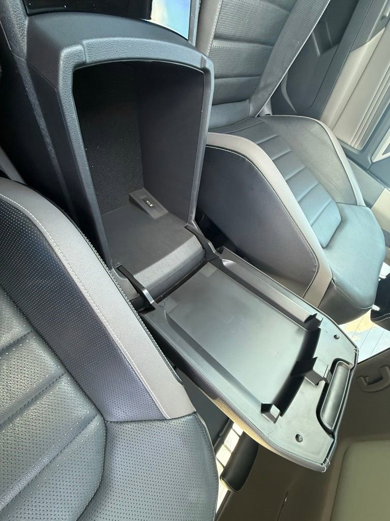 Used 2022 Volkswagen Atlas SEL Premium image 27