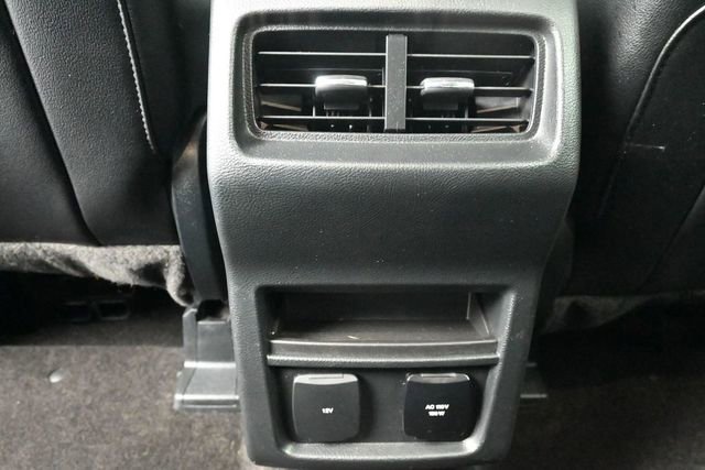Used 2020 Ford Edge Titanium FWD image 30