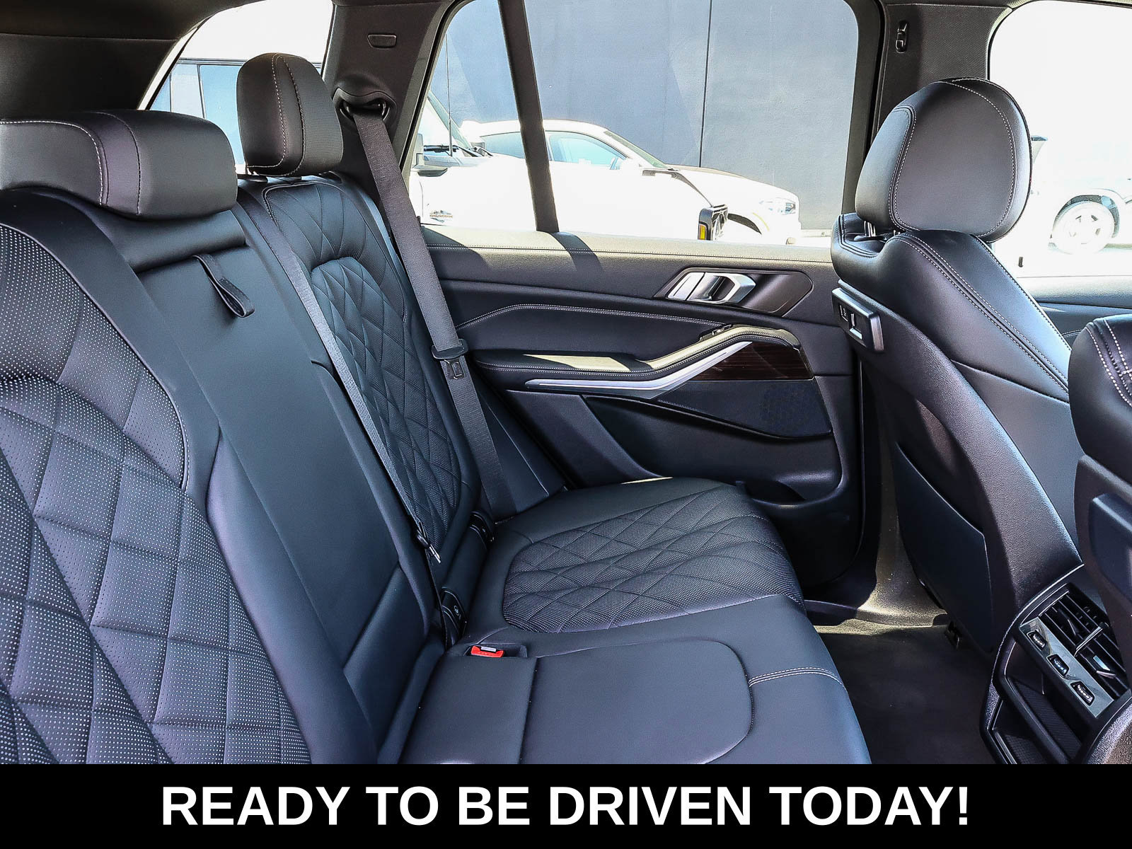 Used 2023 BMW X5 xDrive40i AWD/4WD image 19