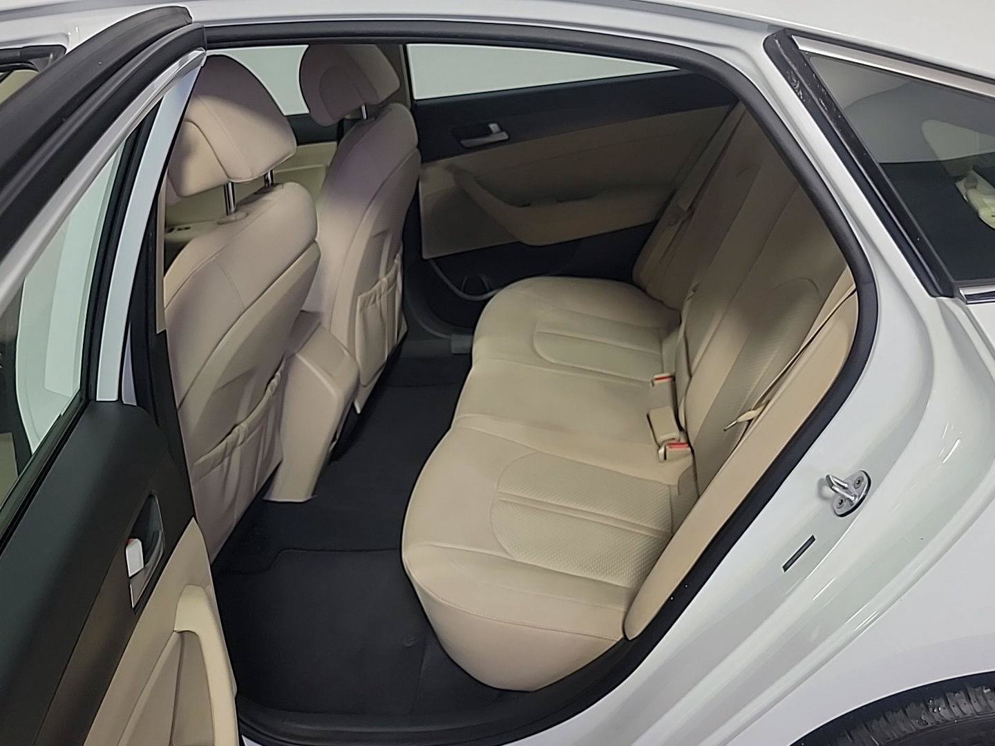 Used 2017 Hyundai Sonata Sport FWD image 16