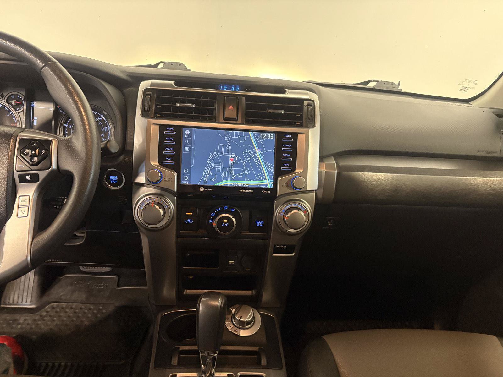 Used 2021 Toyota 4Runner SR5 Premium w/ Moonroof Package AWD/4WD image 21
