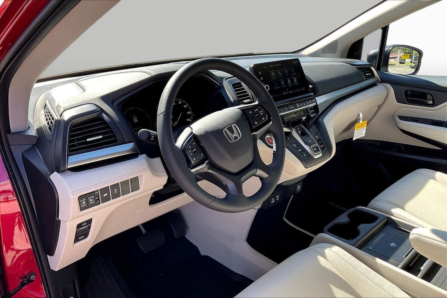 New 2027 Honda Odyssey EX-L image 8