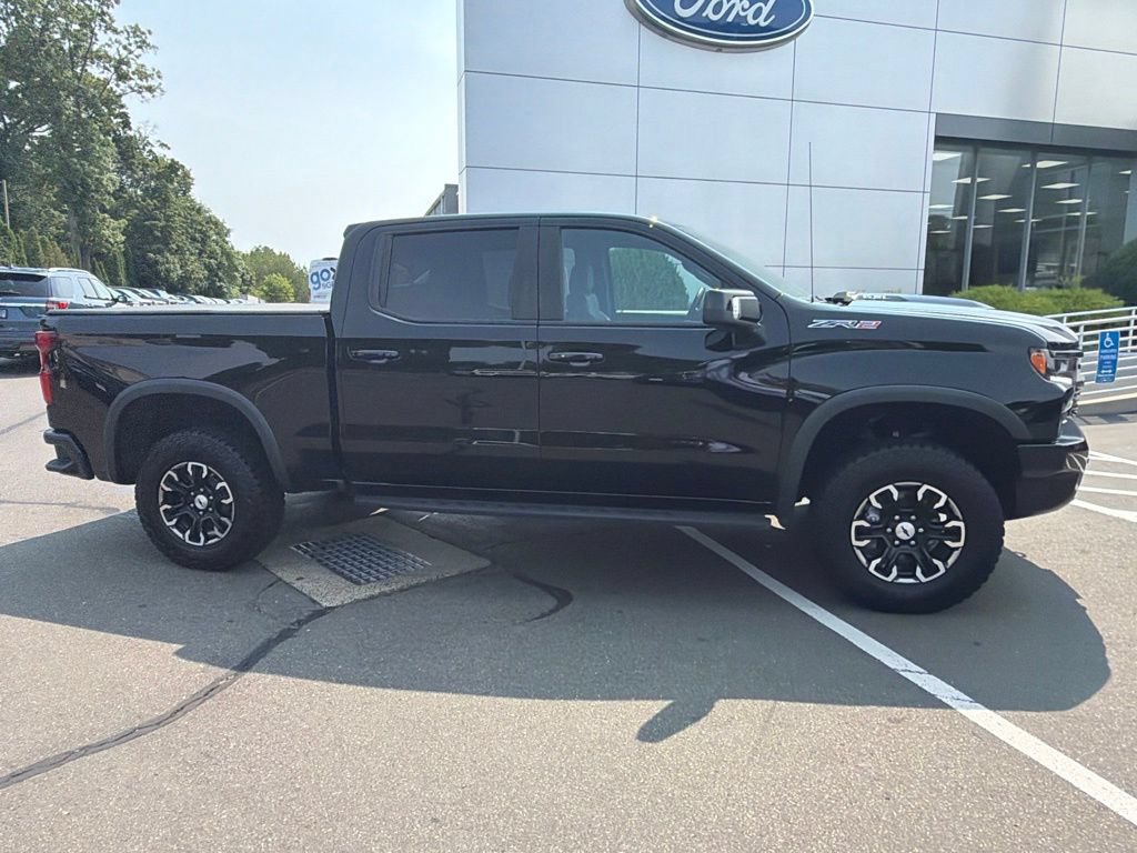 Used 2025 Chevrolet Silverado 1500 ZR2 w/ Technology Package AWD/4WD image 8