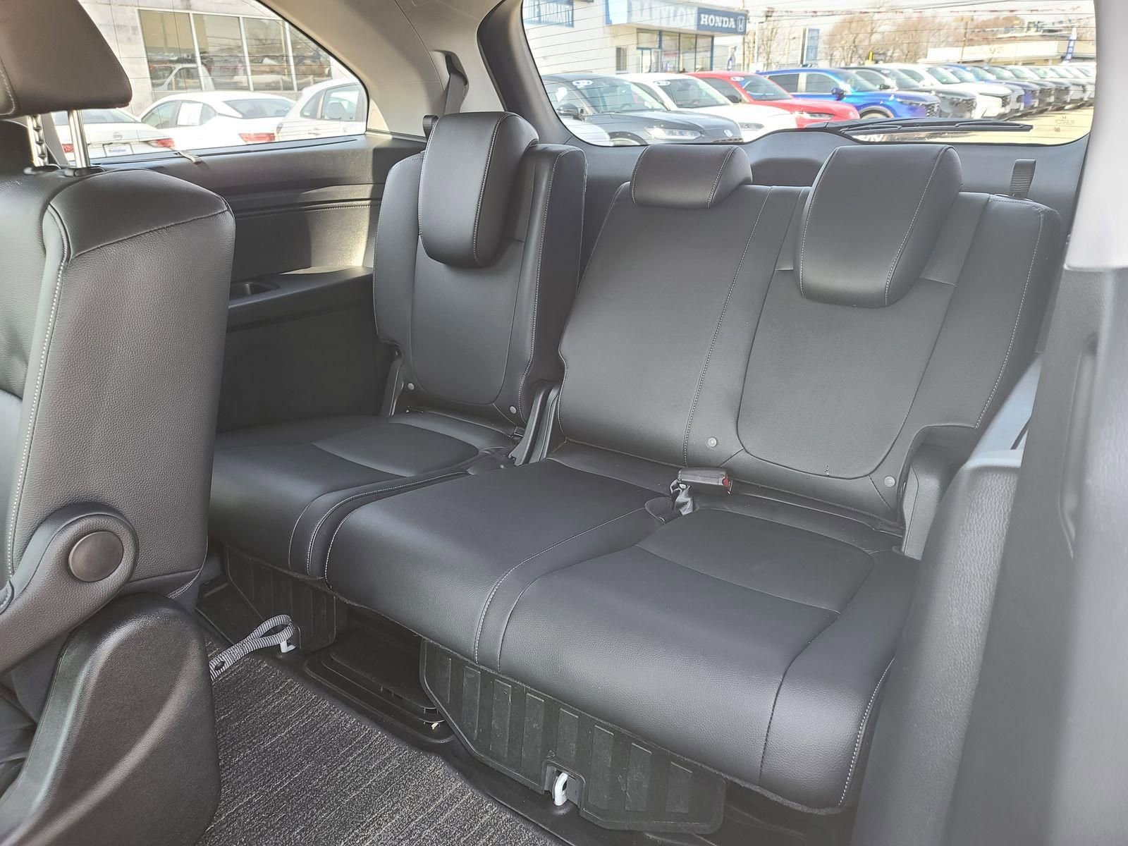 Used 2023 Honda Odyssey Touring image 12