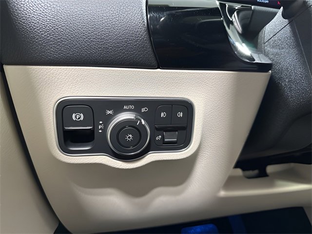 Used 2025 Mercedes-Benz GLA 250 4MATIC image 17