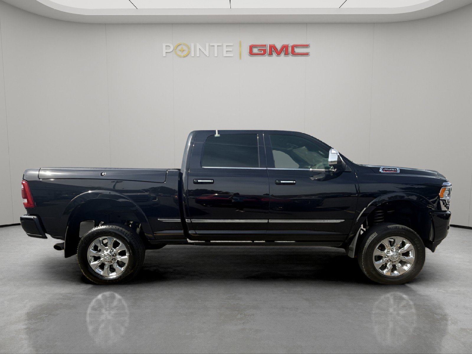 Used 2019 RAM 2500 Limited image 10