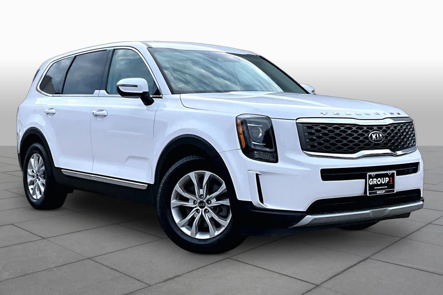 Used 2021 Kia Telluride LX FWD image 3