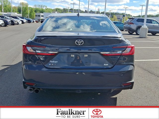 Certified 2025 Toyota Camry SE FWD image 5