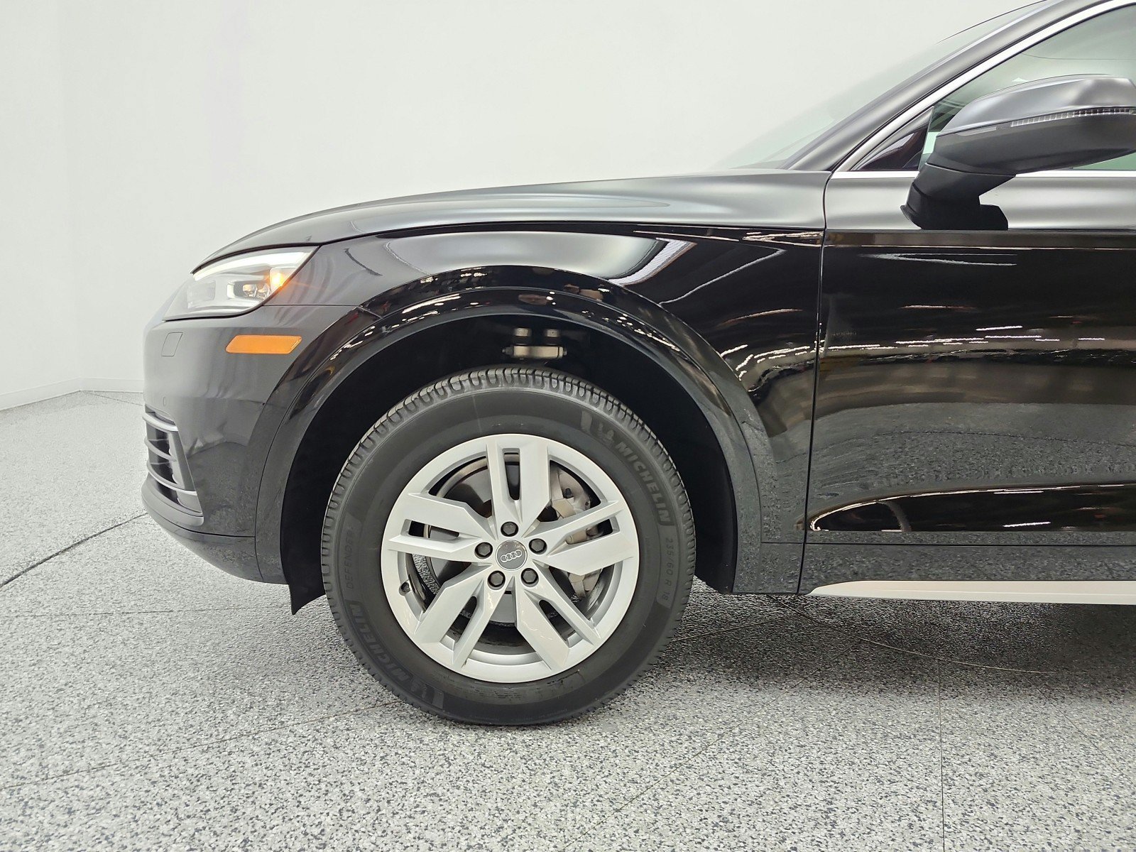 Used 2020 Audi Q5 2.0T Premium w/ Convenience Package AWD/4WD image 38