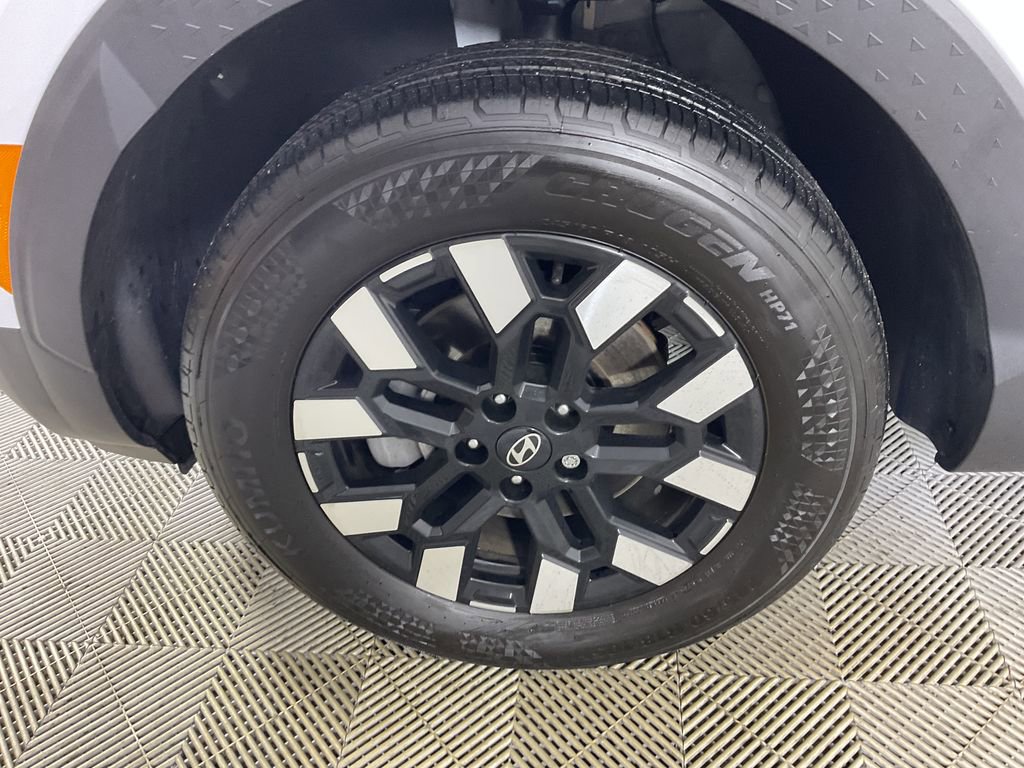 Used 2025 Hyundai Santa Cruz SEL image 5