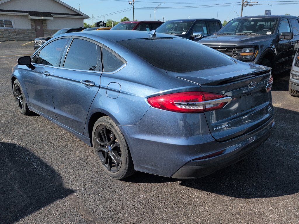 Used 2019 Ford Fusion SE w/ Equipment Group 151A image 4
