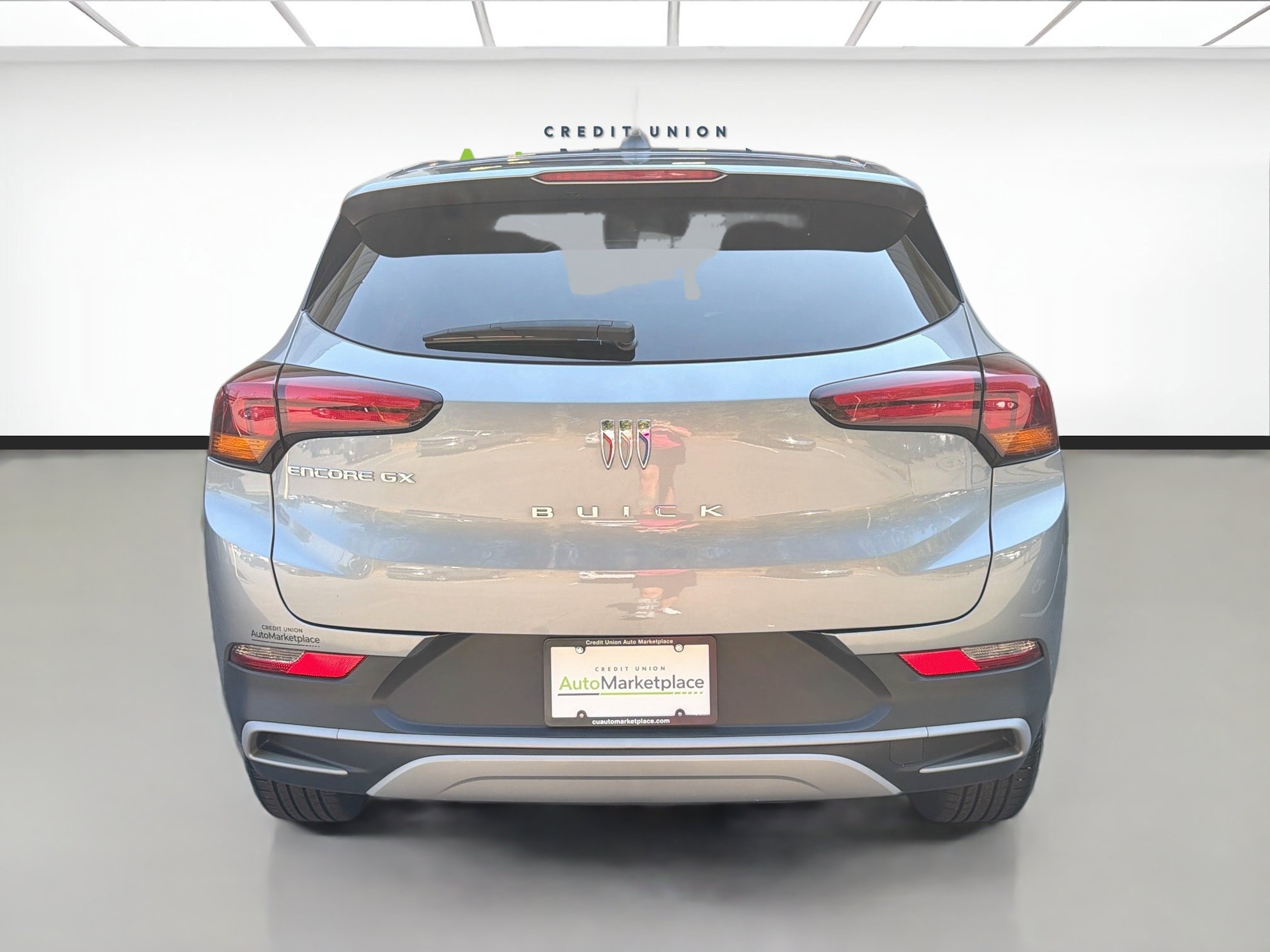 Used 2024 Buick Encore GX Preferred w/ Comfort Package FWD image 5