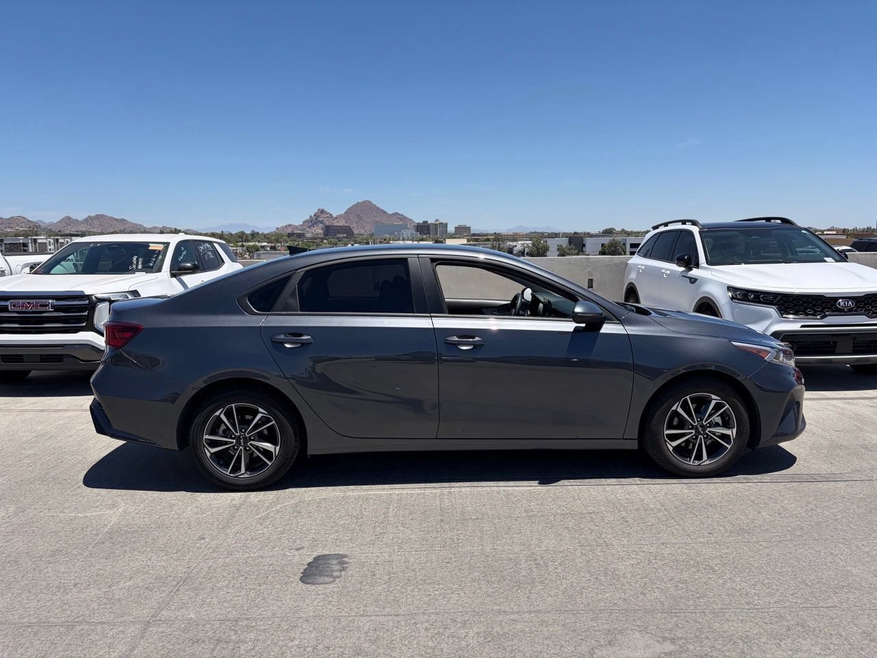 Used 2024 Kia Forte LXS w/ LXS Technology Package FWD image 3