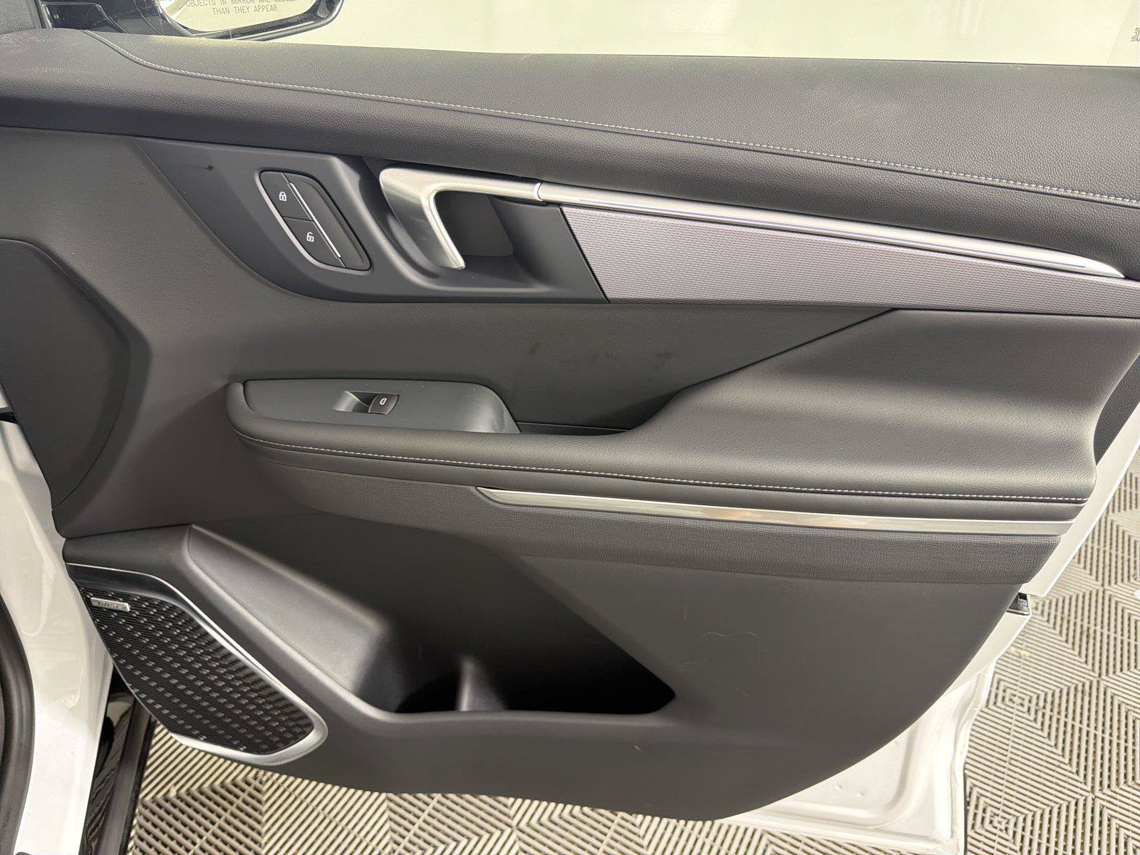 New 2026 Buick Enclave Sport Touring w/ Power Package FWD image 12
