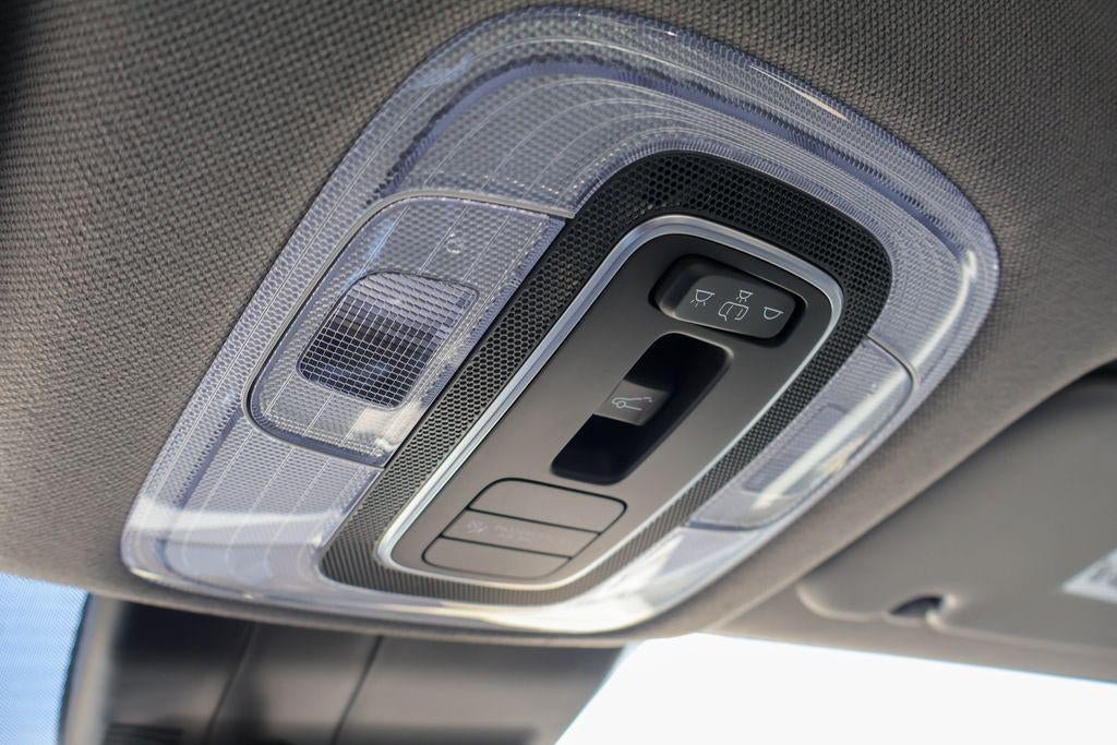 New 2026 Hyundai Elantra SEL Sport Premium FWD image 17