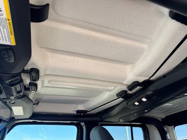 New 2026 Jeep Gladiator Sport AWD/4WD image 27