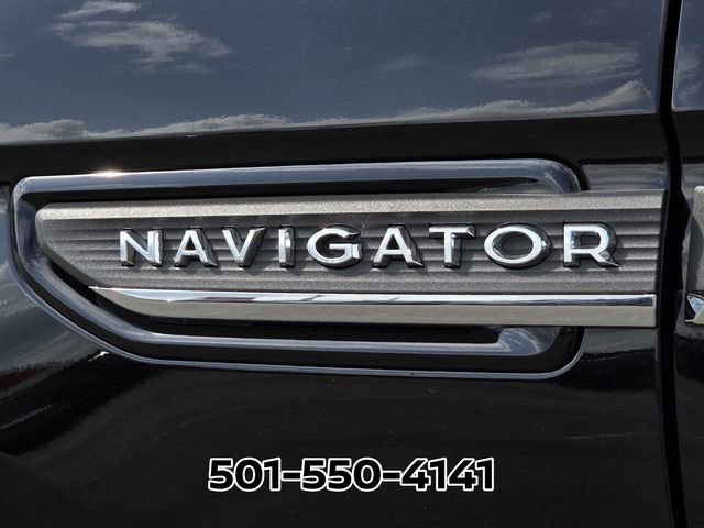 Used 2024 Lincoln Navigator Premiere image 22