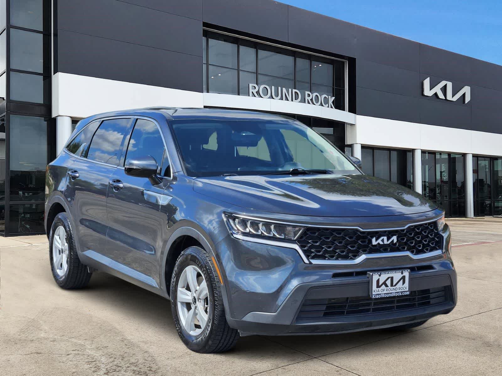 Used 2022 Kia Sorento LX FWD image 3