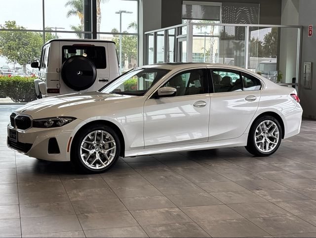 Used 2025 BMW 330i Sedan RWD image 12
