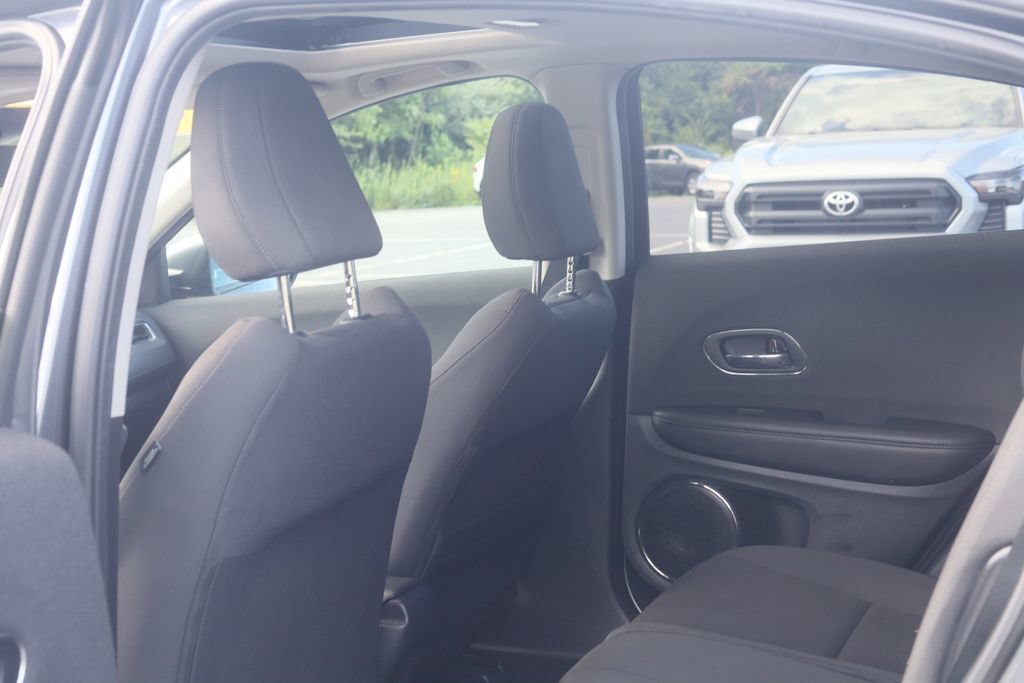 Used 2021 Honda HR-V EX image 19