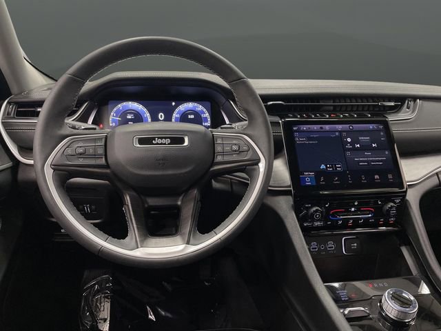 Used 2023 Jeep Grand Cherokee L Limited image 5