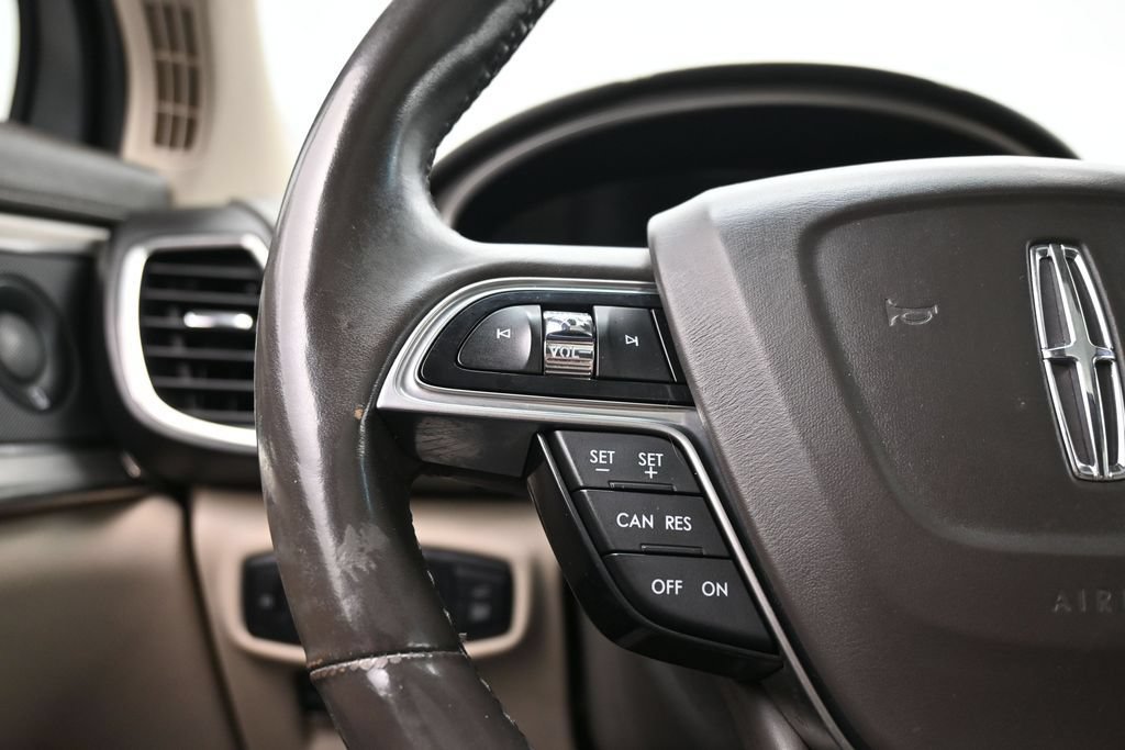 Used 2019 Lincoln Nautilus Reserve AWD/4WD image 54