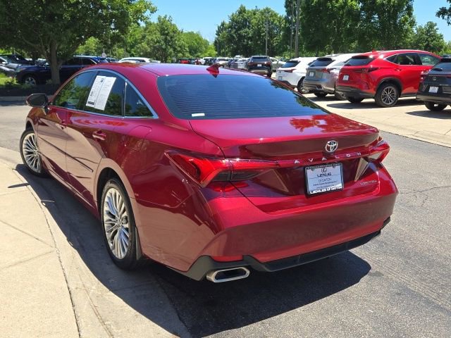 Used 2020 Toyota Avalon Limited FWD image 5