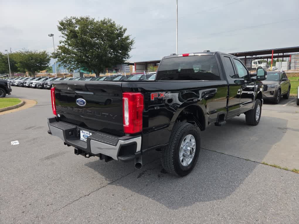 New 2026 Ford F350 XLT AWD/4WD image 3