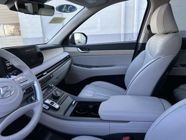 Used 2024 Hyundai Palisade Limited image 23
