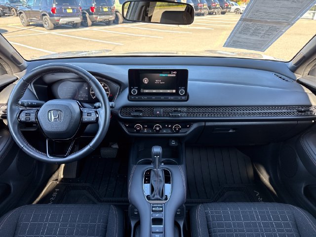 Certified 2025 Honda HR-V Sport image 13