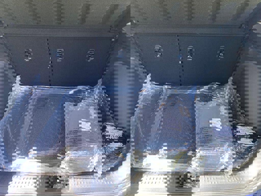 New 2026 Hyundai Venue SEL FWD image 11