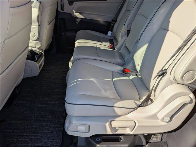 New 2026 Honda Odyssey Touring image 15