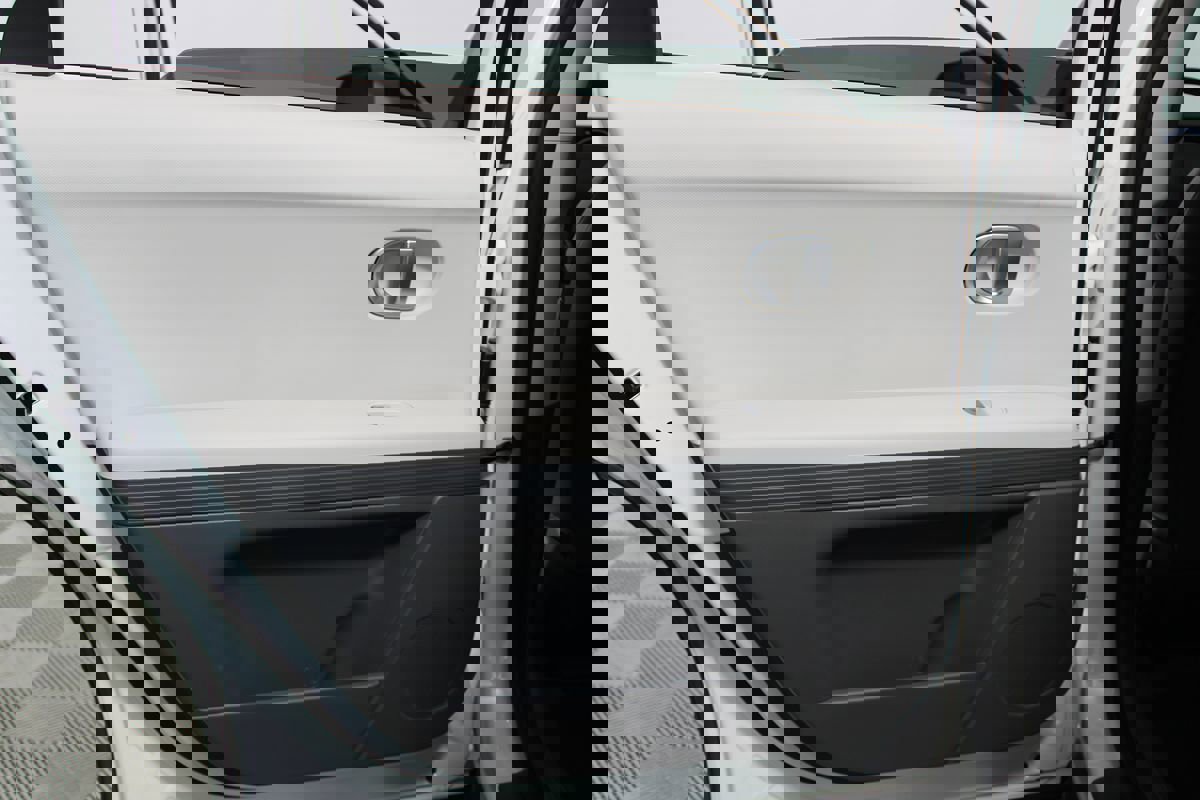 Used 2024 Hyundai Ioniq 5 SE image 22