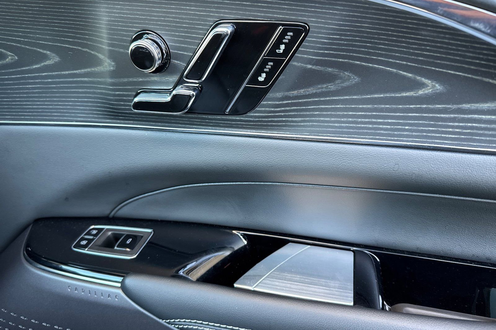 Certified 2024 Cadillac Lyriq Sport image 19