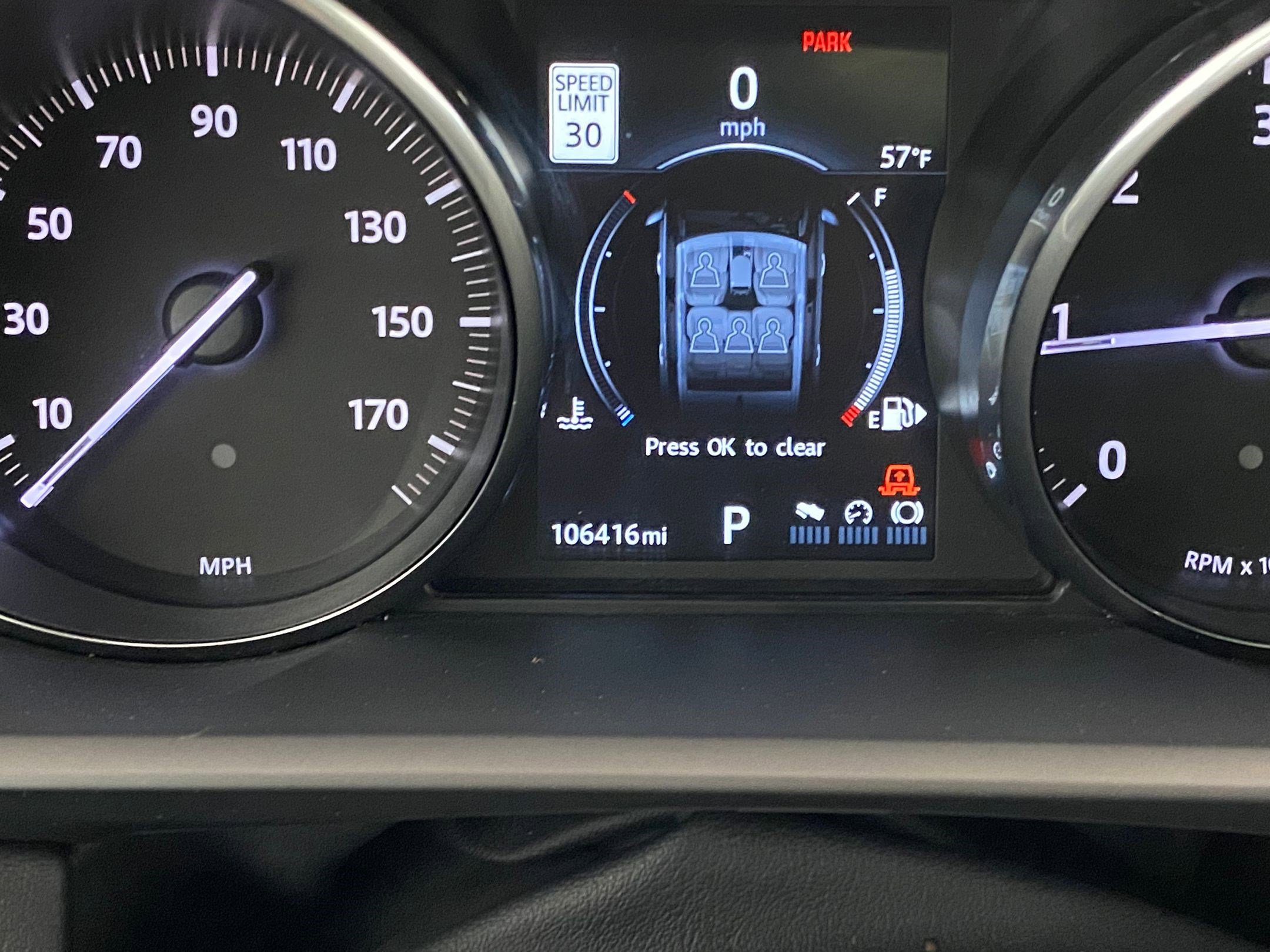 Used 2017 Land Rover Range Rover Sport HSE image 21