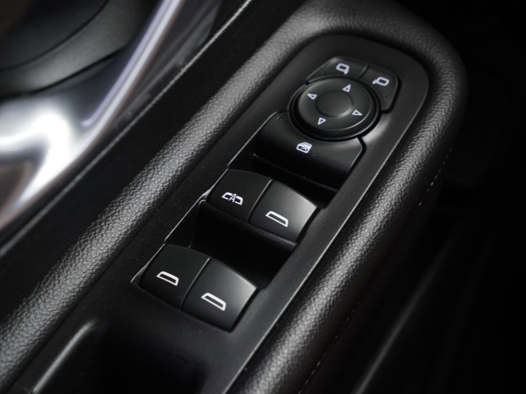 Used 2023 GMC Terrain SLE w/ Elevation Edition image 13